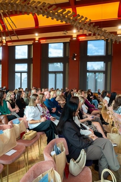 Volle zaal op een Eleganza-event
